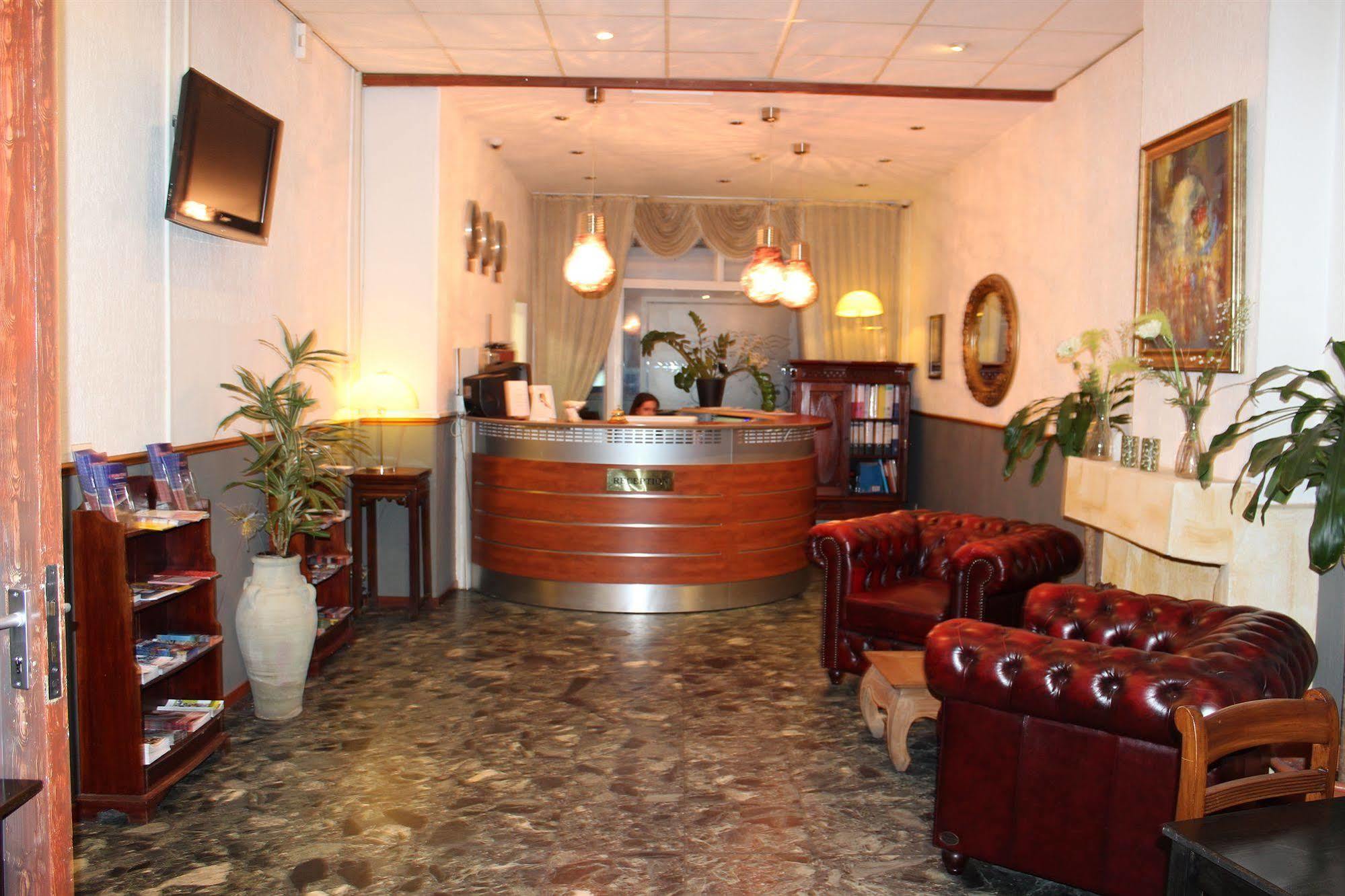 روتردام Skyline Hotel المظهر الخارجي الصورة